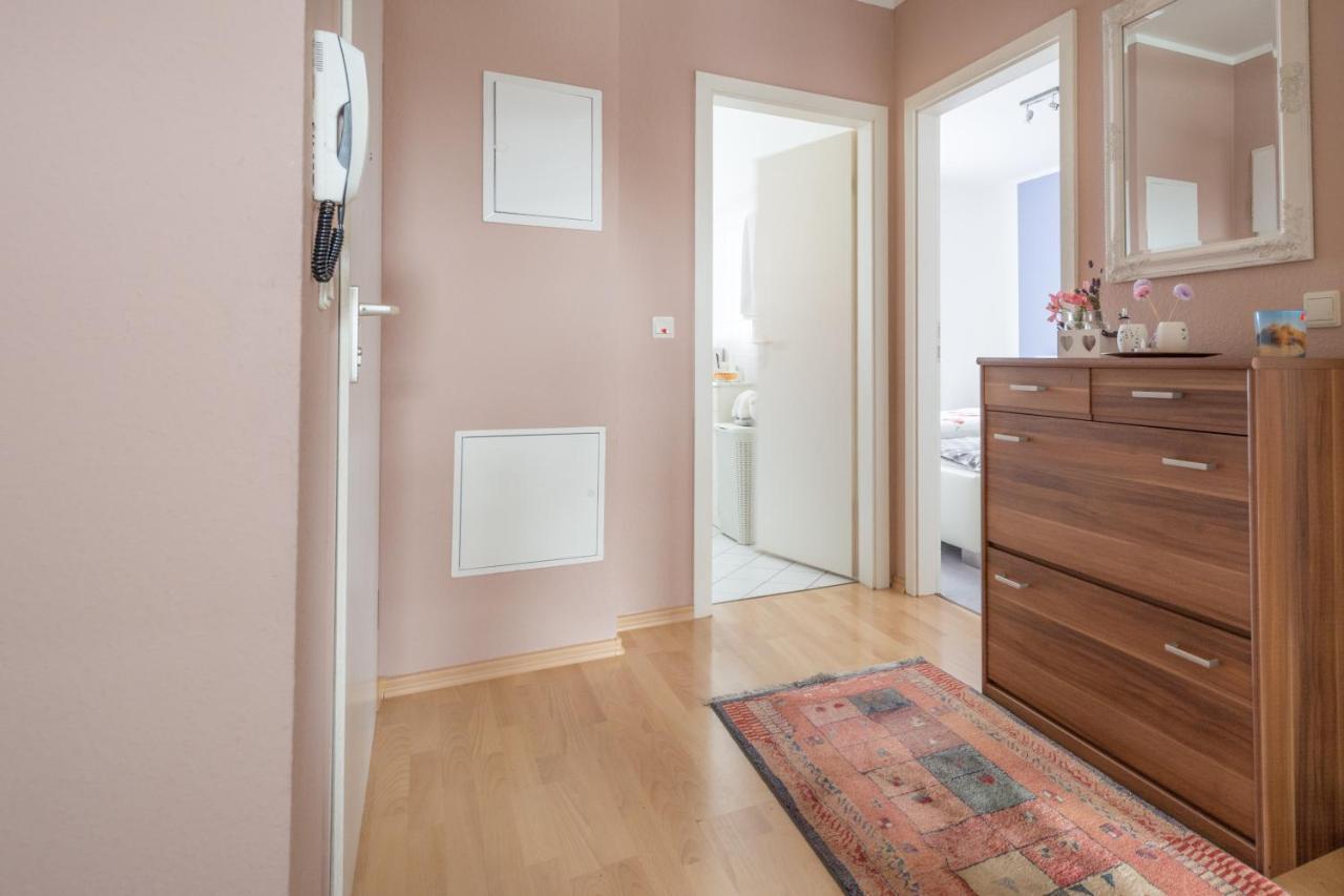 Anyroomdirect Private Apartments Near Hannover Exhibition Room Agency Ngoại thất bức ảnh